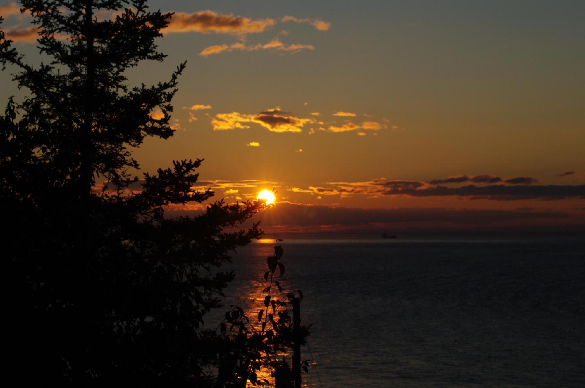 Auberge Des Eaux Vives La Malbaie Luaran gambar